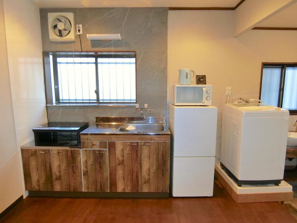Hotel Futaba Heights -フタバハイツ- Tokyo Bagian luar foto