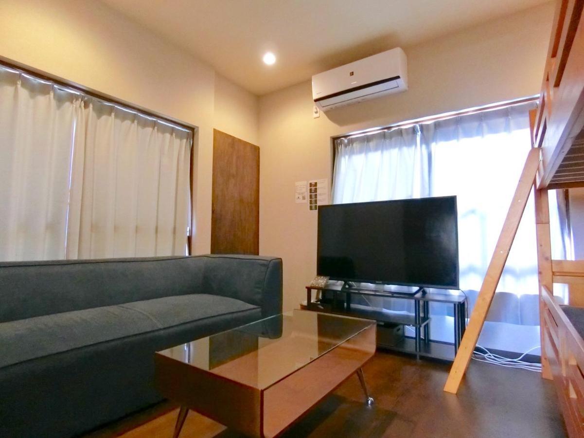 Hotel Futaba Heights -フタバハイツ- Tokyo Bagian luar foto