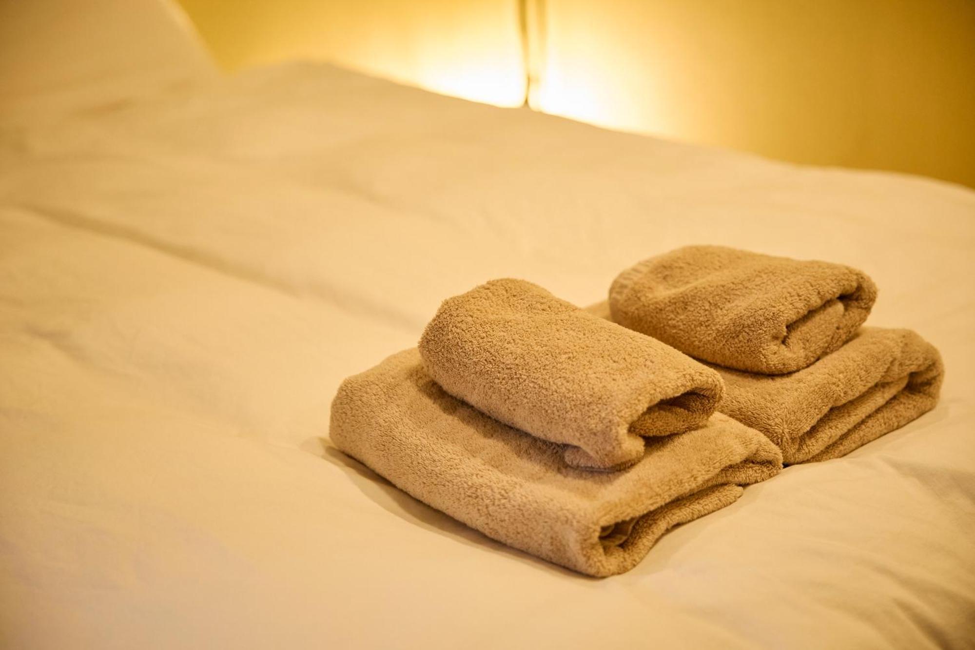 Hotel Futaba Heights -フタバハイツ- Tokyo Bagian luar foto